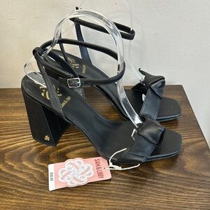 NWT Sam & Libby Black Strappy Heels